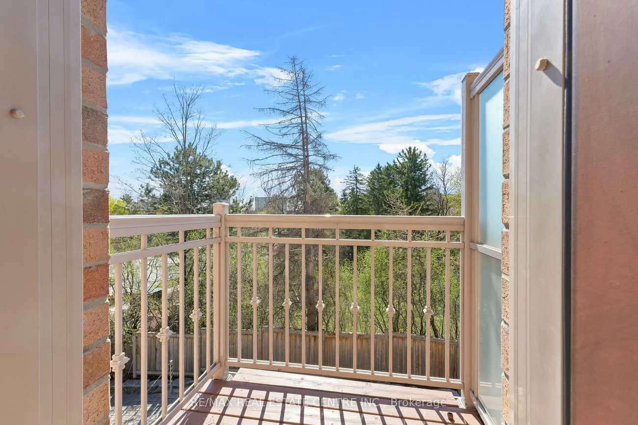 180, Howden, Westgate, Brampton