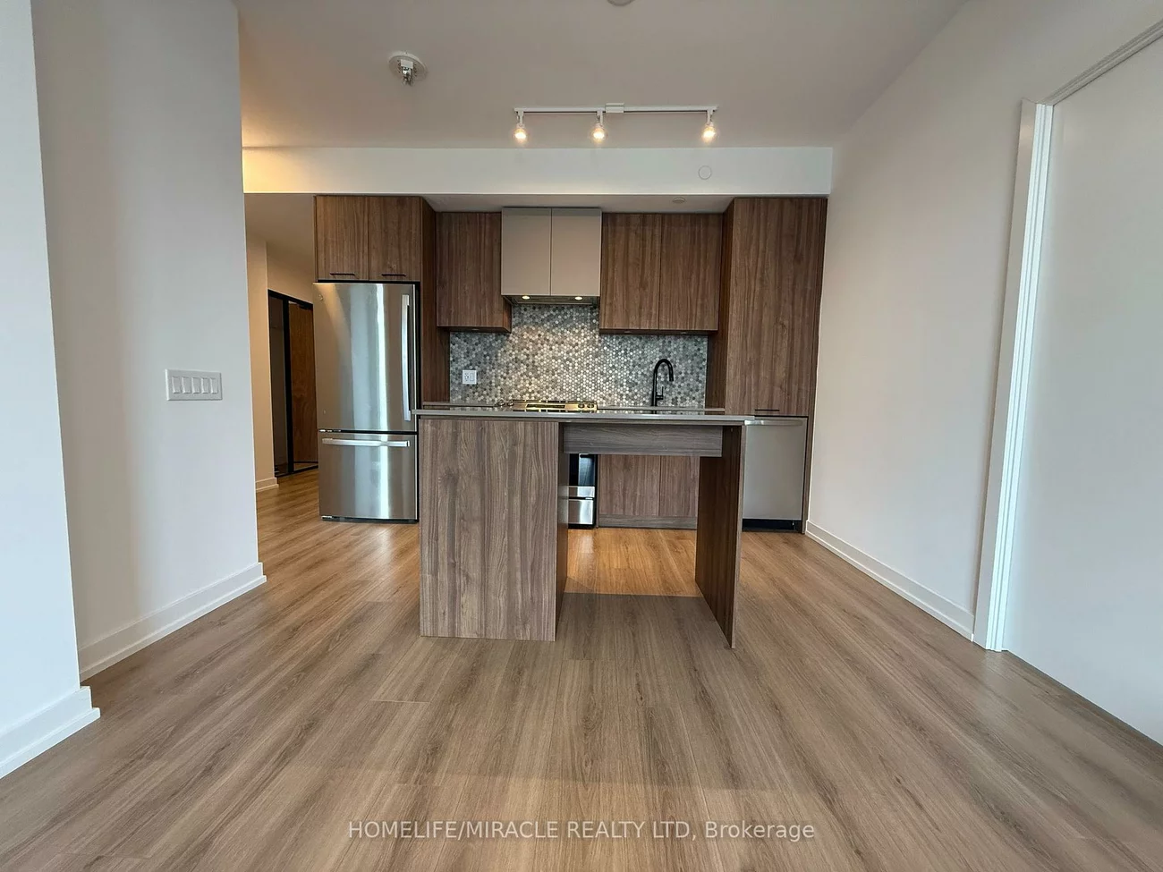 10, Lagerfeld, Northwest Brampton, Brampton