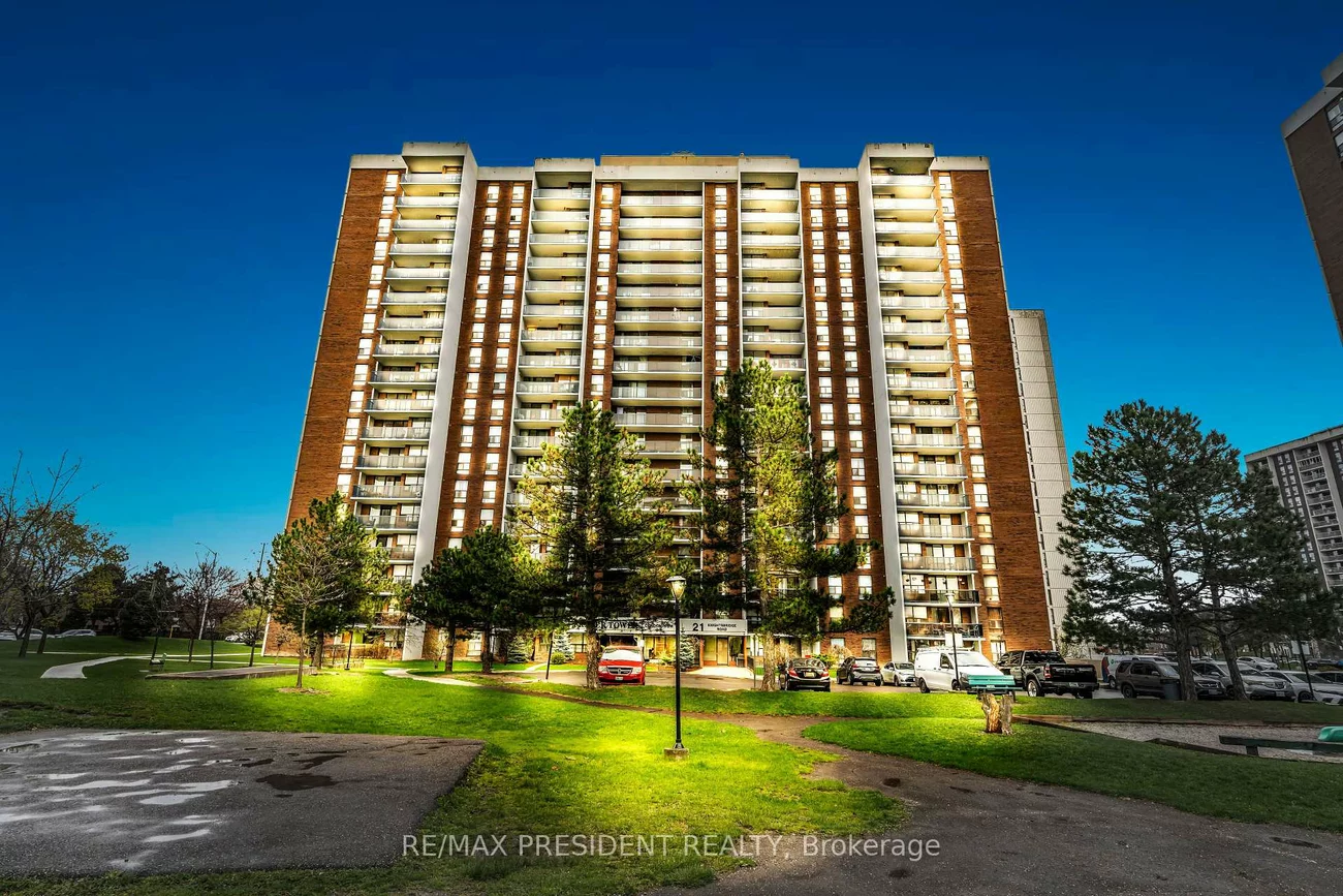 21, Knightsbridge, Queen Street Corridor, Brampton