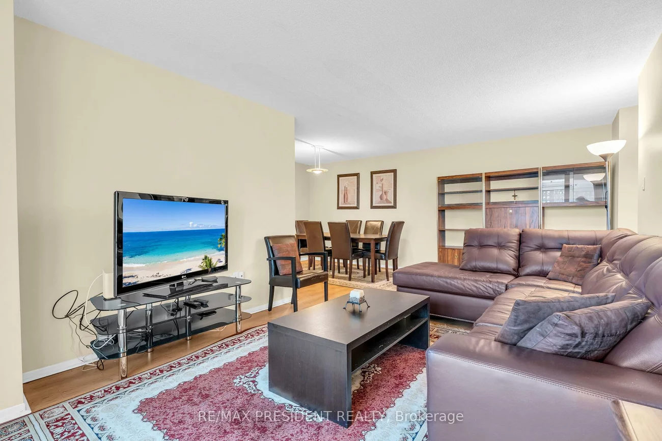 21, Knightsbridge, Queen Street Corridor, Brampton