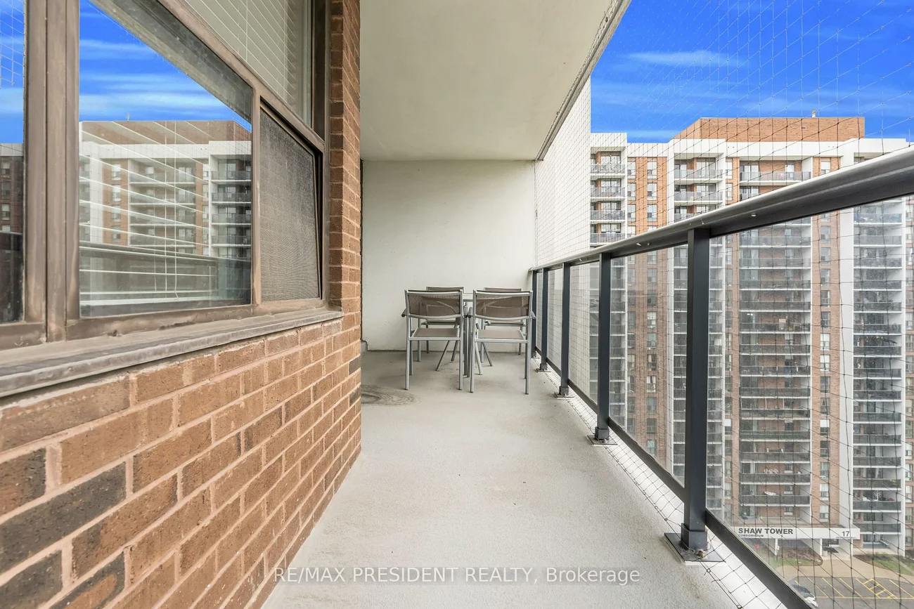 21, Knightsbridge, Queen Street Corridor, Brampton