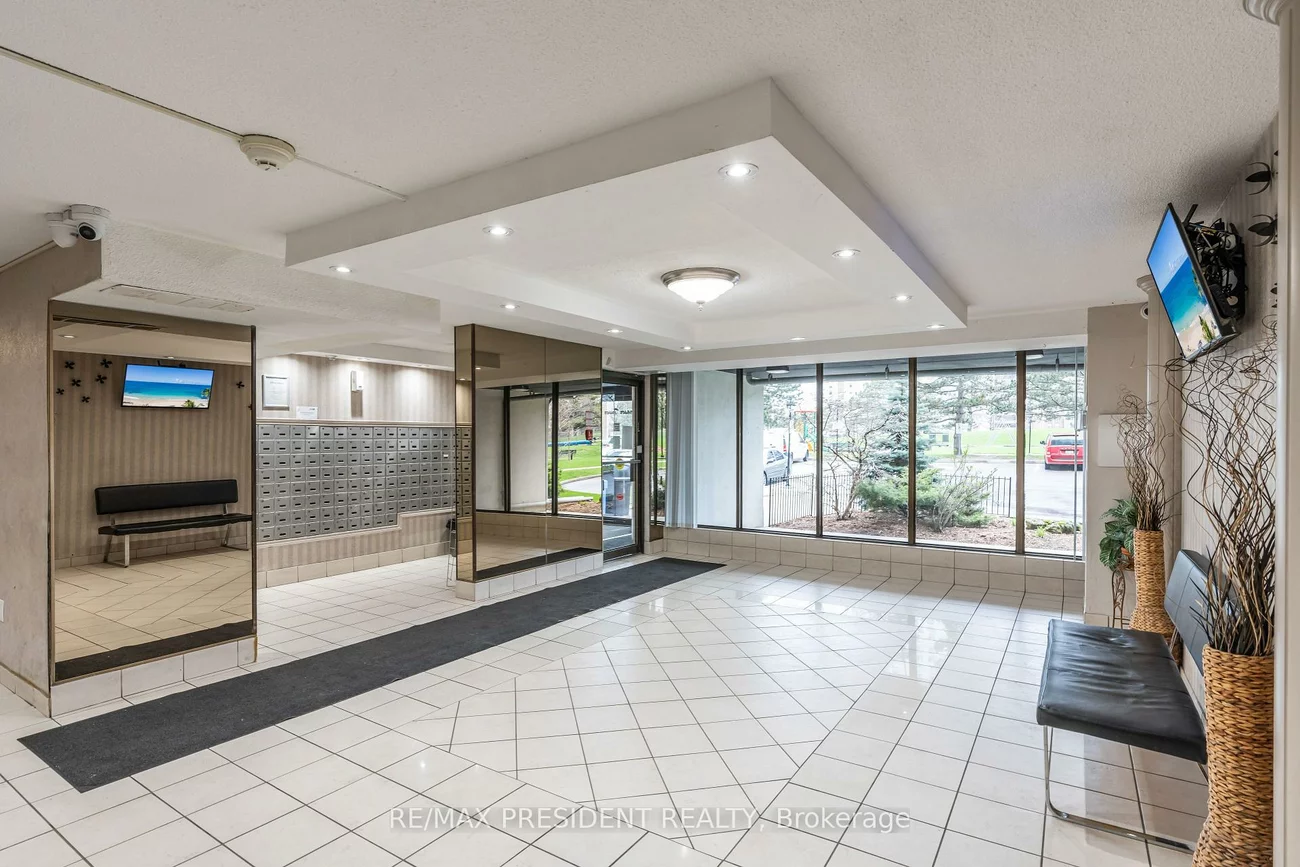 21, Knightsbridge, Queen Street Corridor, Brampton