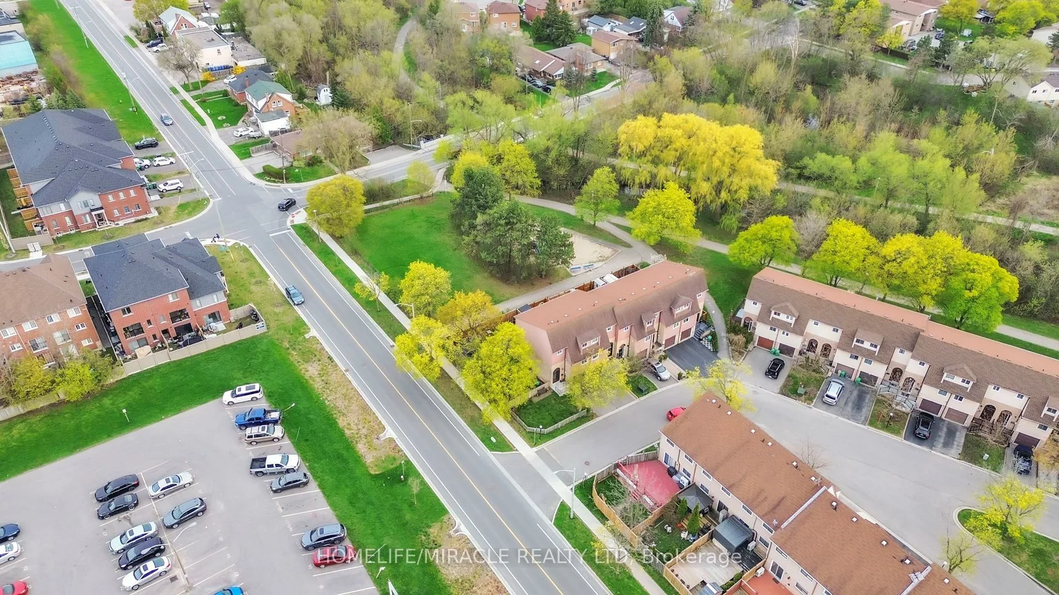22, Rosset, Downtown Brampton, Brampton