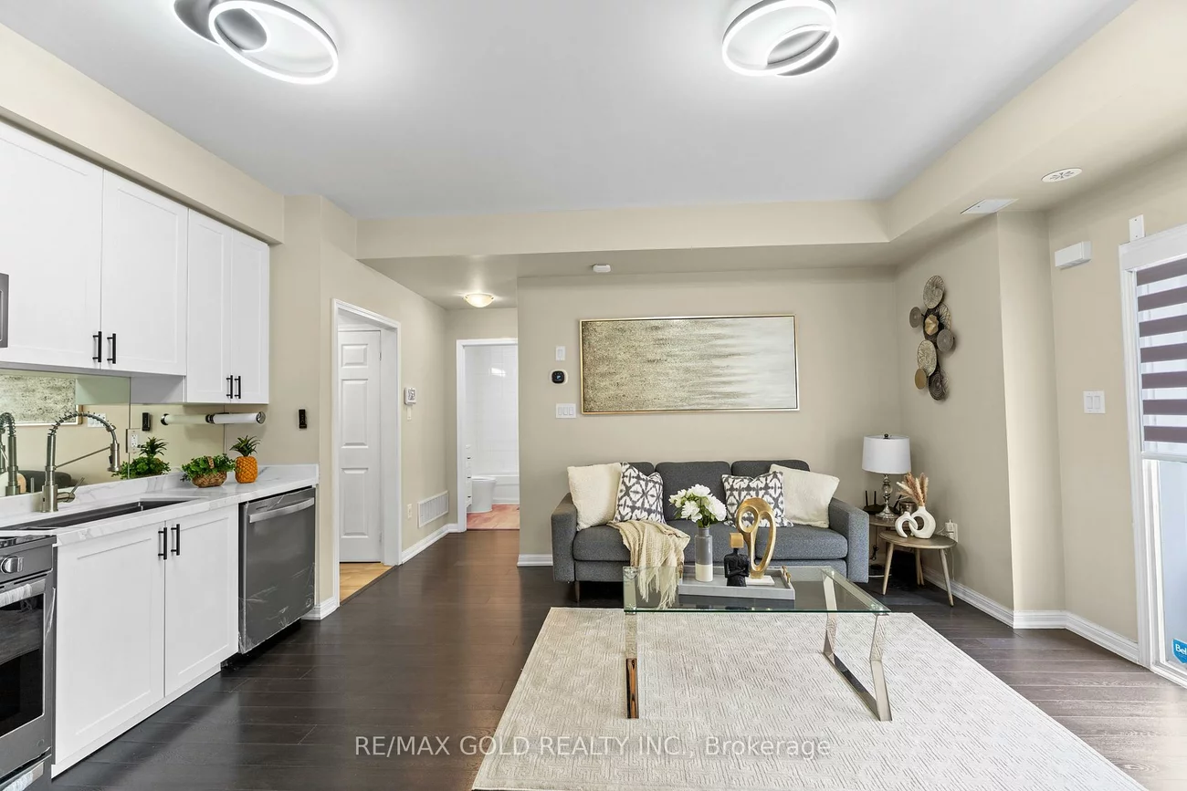 250, Sunny Meadow, Sandringham-Wellington, Brampton