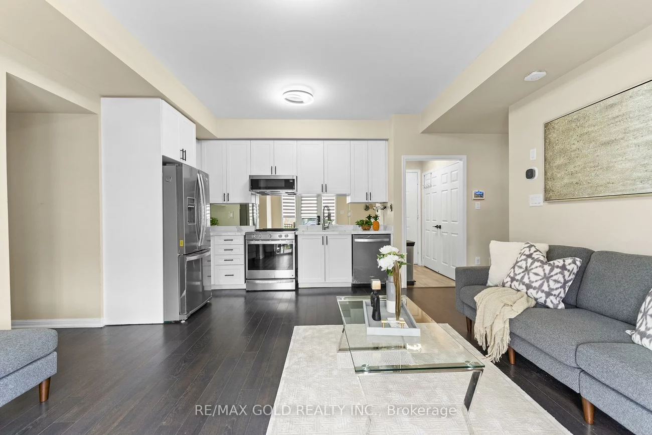 250, Sunny Meadow, Sandringham-Wellington, Brampton