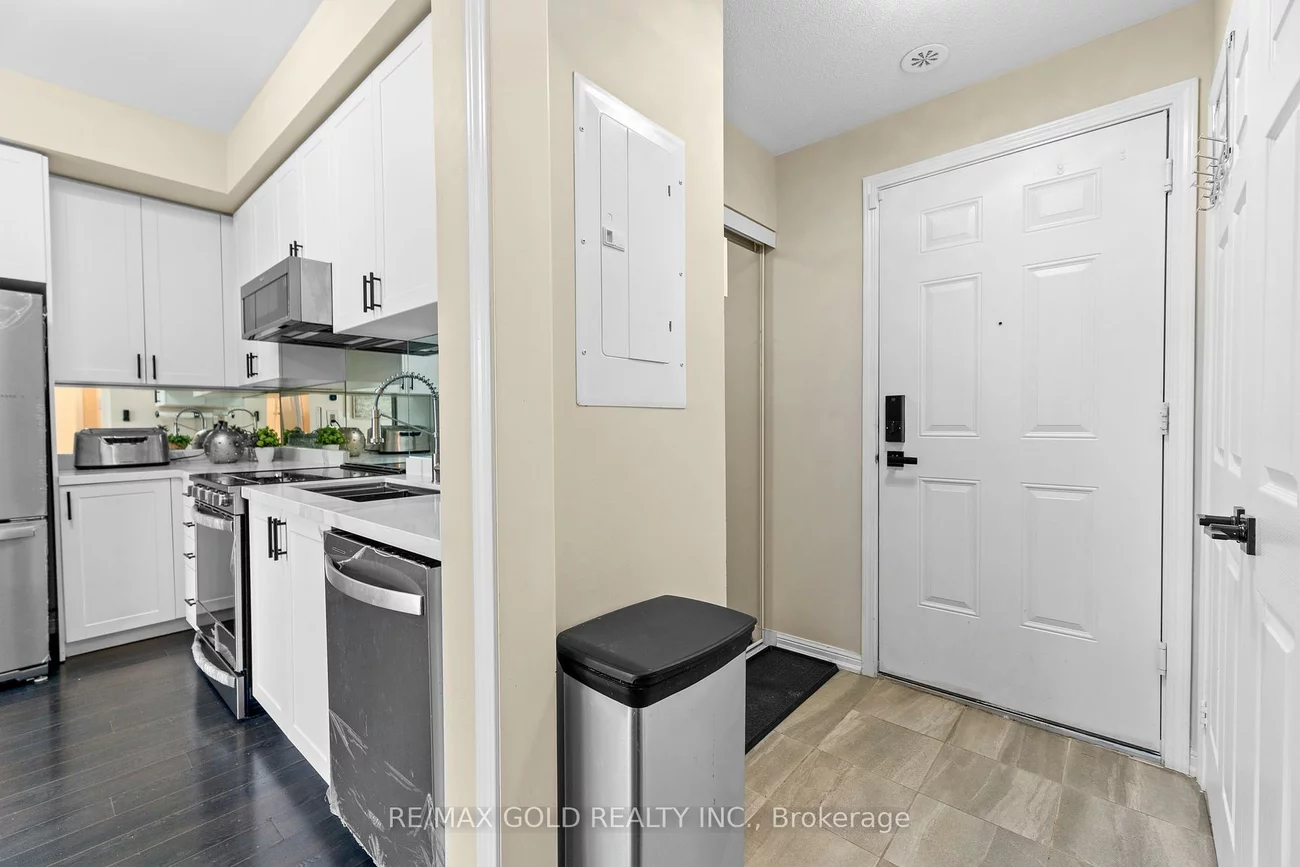 250, Sunny Meadow, Sandringham-Wellington, Brampton