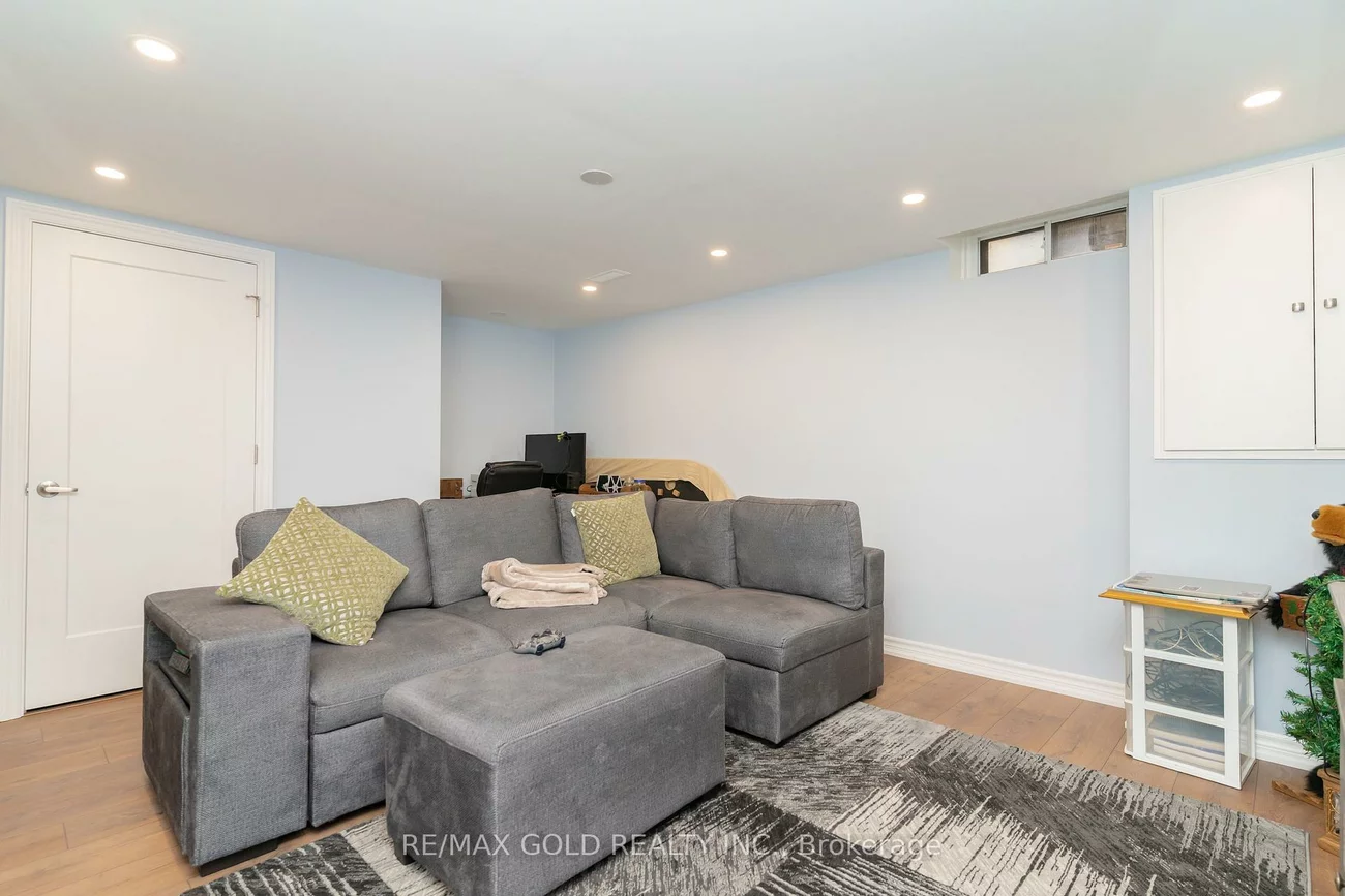 45, Hansen, Madoc, Brampton