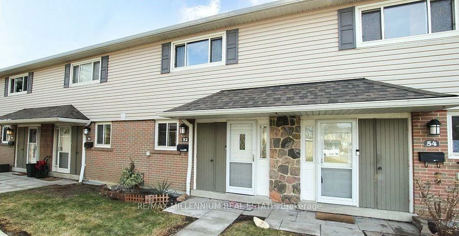 52, Village, Brampton East, Brampton