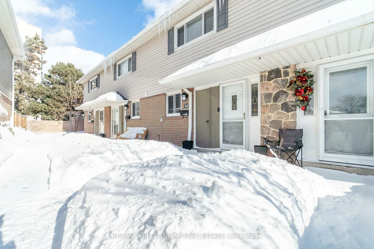 52, Village, Brampton East, Brampton