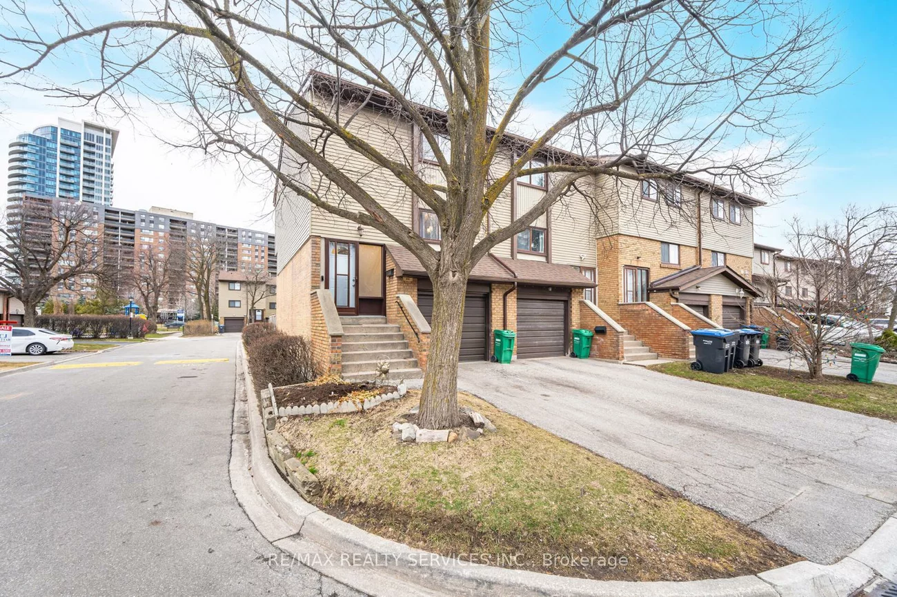 44, Carleton, Bramalea West Industrial, Brampton