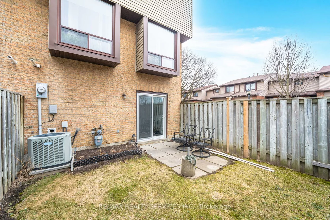 44, Carleton, Bramalea West Industrial, Brampton