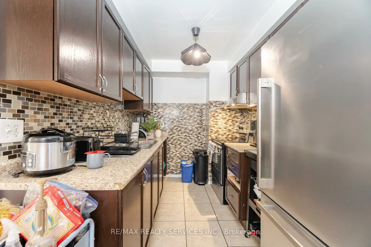 44, Carleton, Bramalea West Industrial, Brampton
