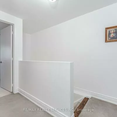 44, Carleton, Bramalea West Industrial, Brampton