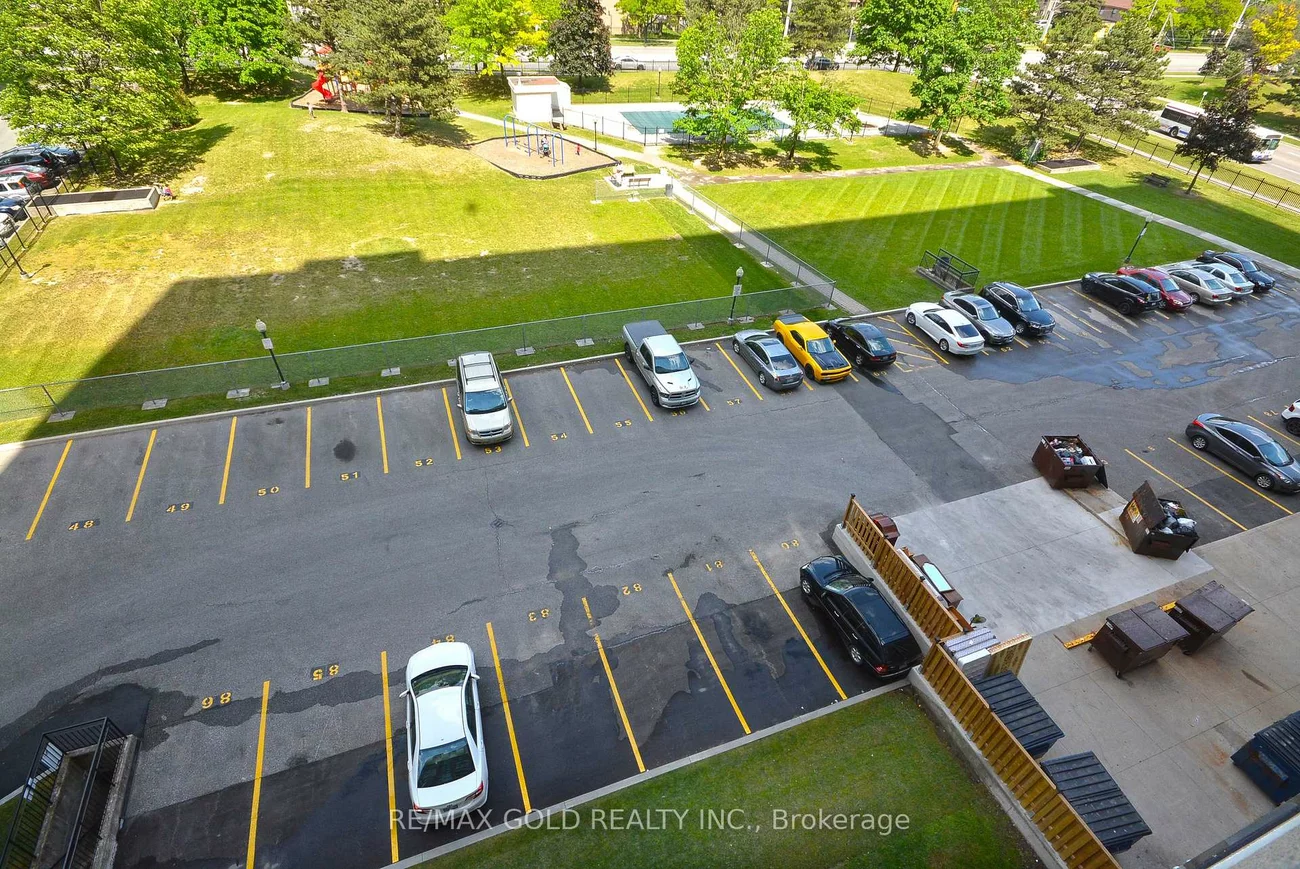 18, Knightsbridge, Queen Street Corridor, Brampton