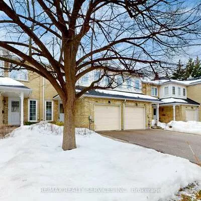 28, Heathcliffe, Central Park, Brampton