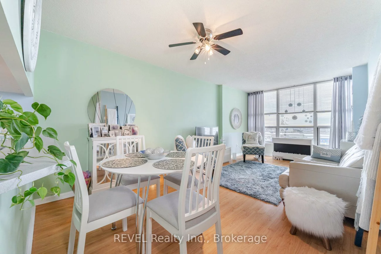 12, Laurelcrest, Queen Street Corridor, Brampton