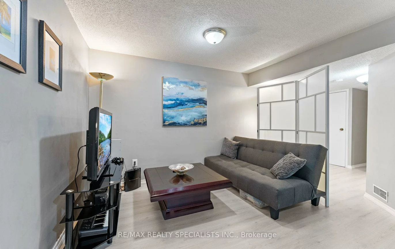 93, Collins, Brampton North, Brampton