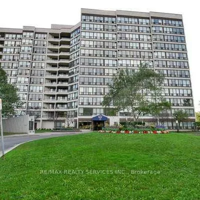 12, Laurelcrest, Queen Street Corridor, Brampton