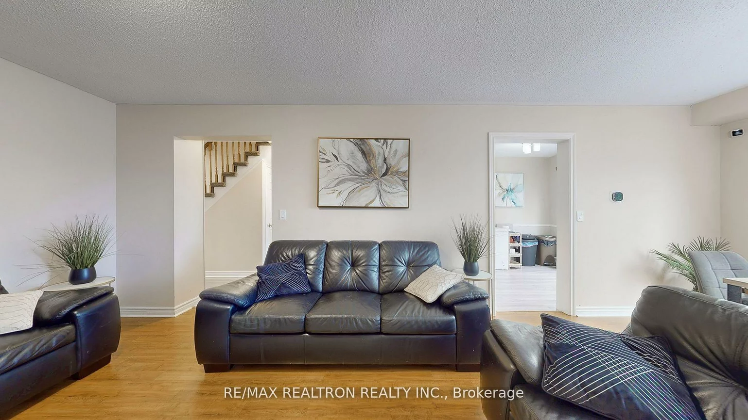 68, Heathcliffe, Central Park, Brampton