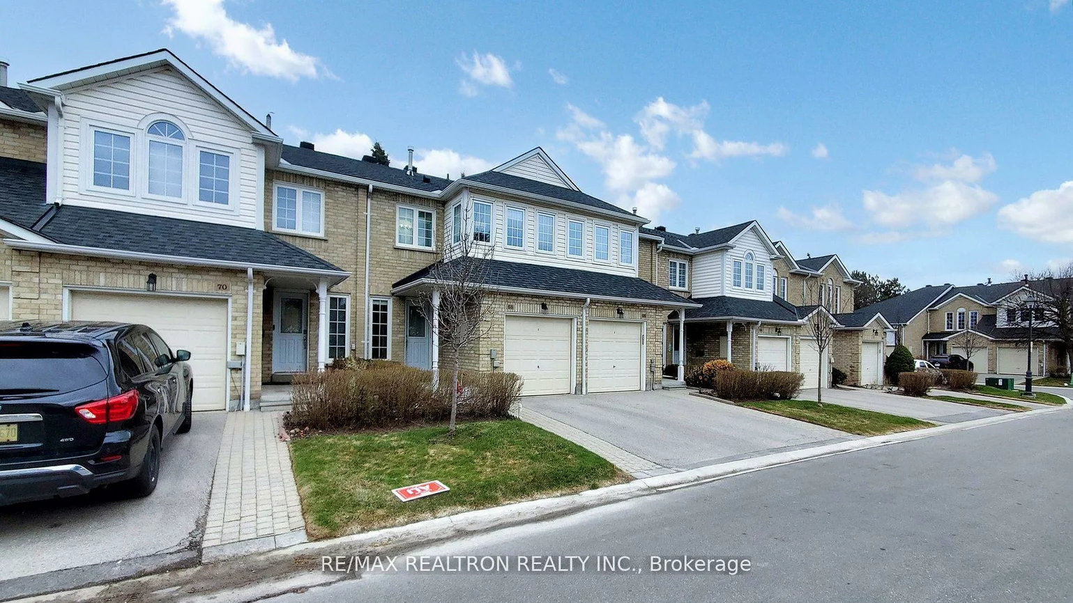 68, Heathcliffe, Central Park, Brampton