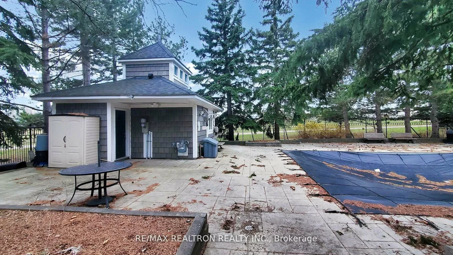 68, Heathcliffe, Central Park, Brampton