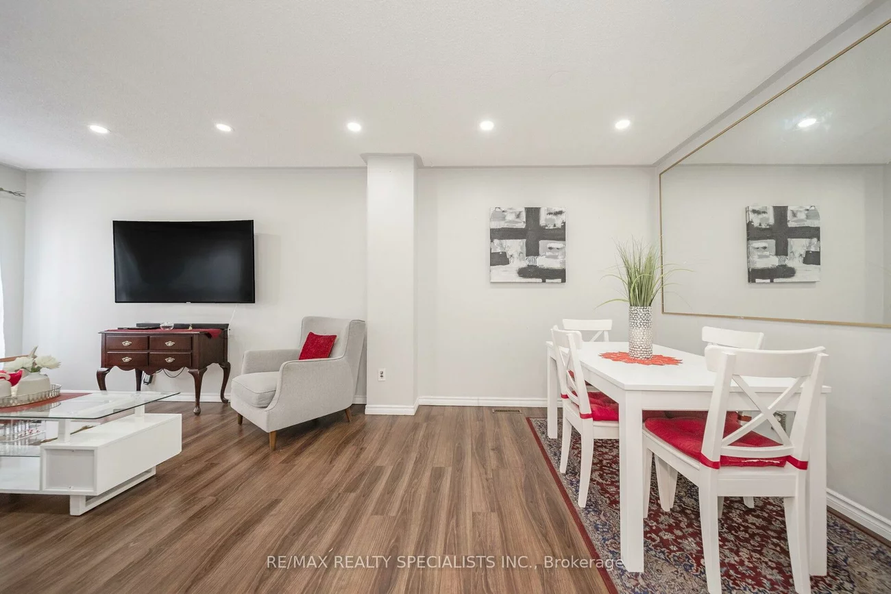 308, Fleetwood, Southgate, Brampton