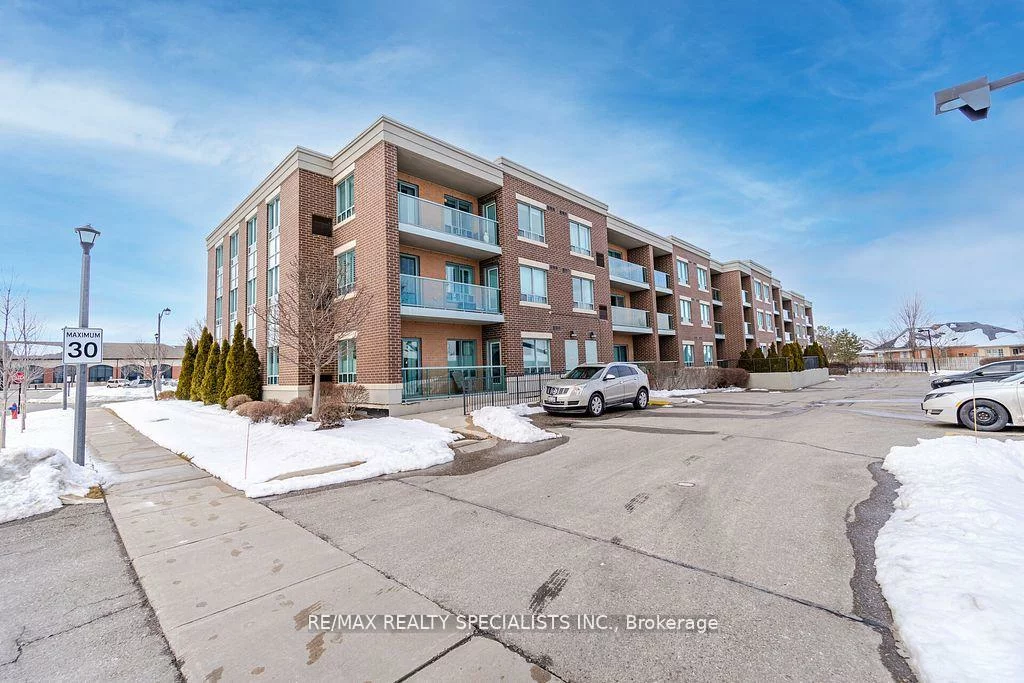 25, Via Rosedale, Sandringham-Wellington, Brampton