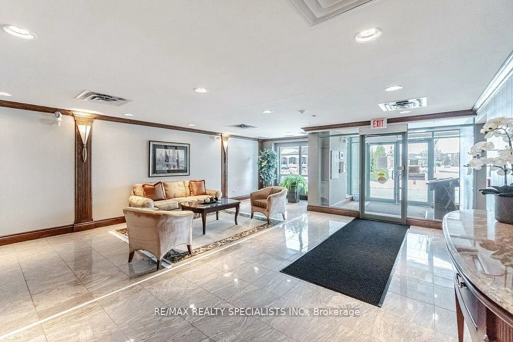 25, Via Rosedale, Sandringham-Wellington, Brampton