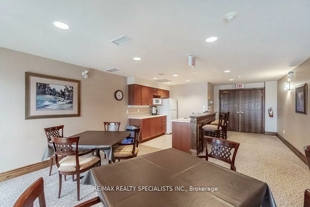 25, Via Rosedale, Sandringham-Wellington, Brampton