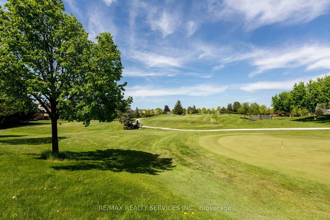 55, Via Rosedale, Sandringham-Wellington, Brampton