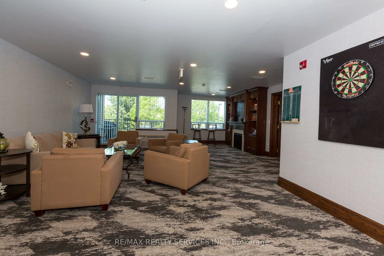 55, Via Rosedale, Sandringham-Wellington, Brampton