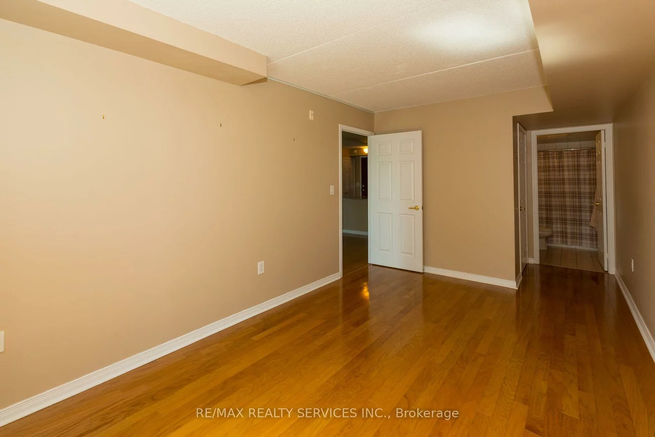 55, Via Rosedale, Sandringham-Wellington, Brampton