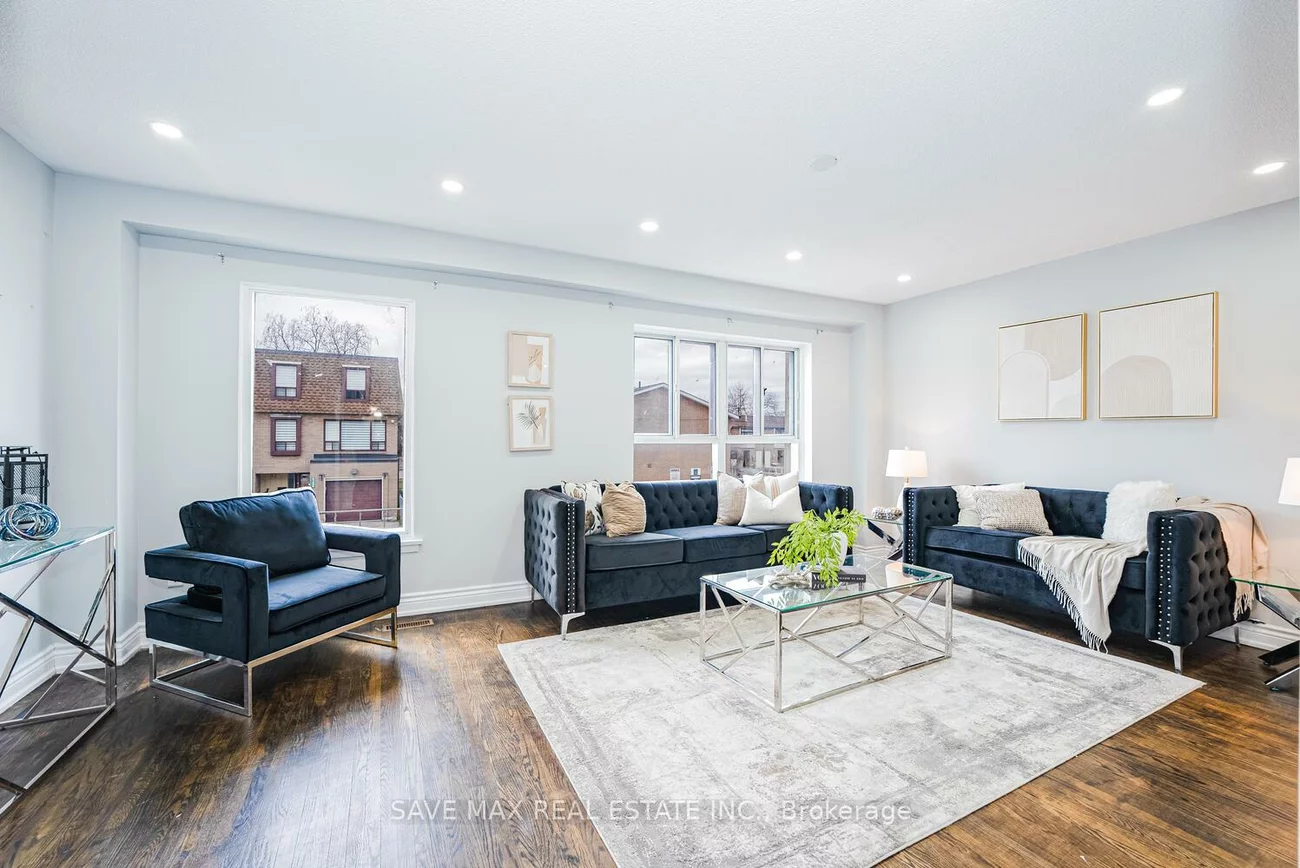 282, Fleetwood, Southgate, Brampton