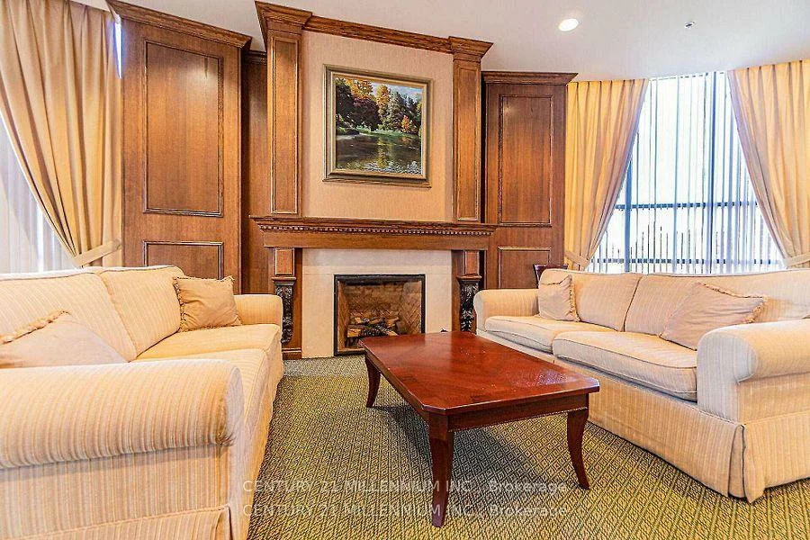 60, Via Rosedale, Sandringham-Wellington, Brampton