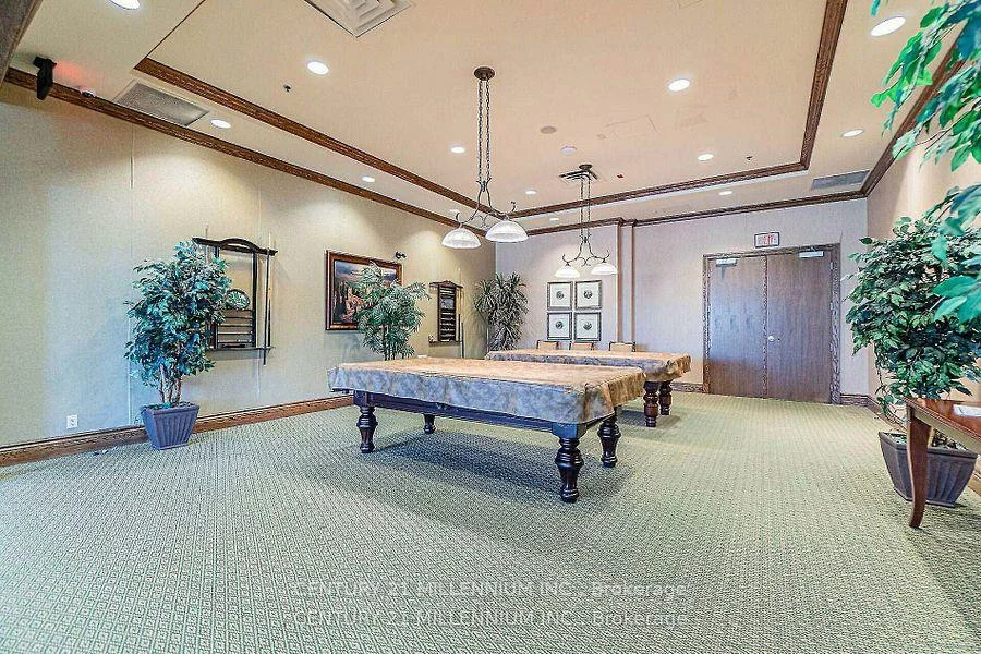 60, Via Rosedale, Sandringham-Wellington, Brampton