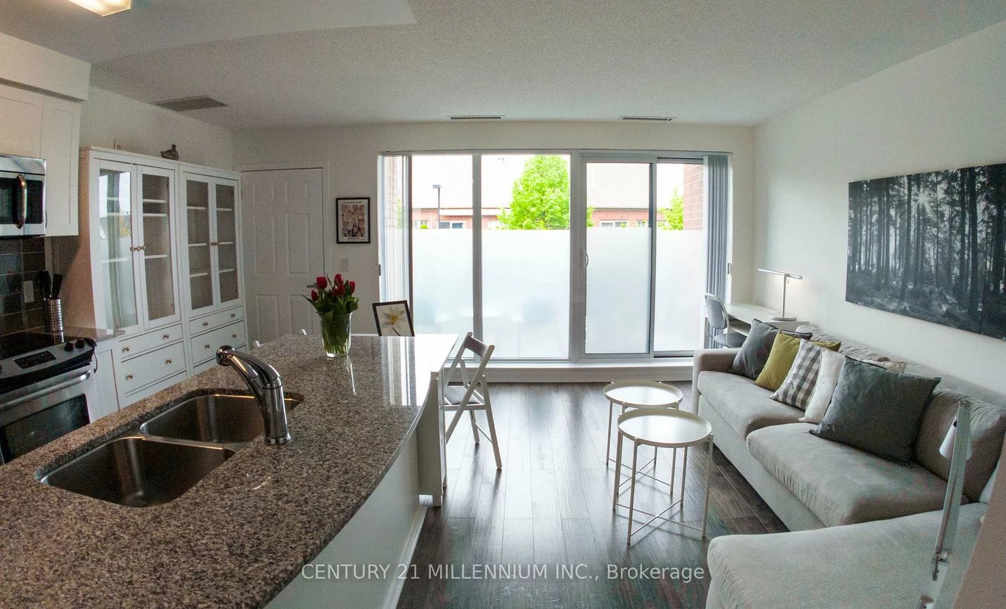60, Via Rosedale, Sandringham-Wellington, Brampton