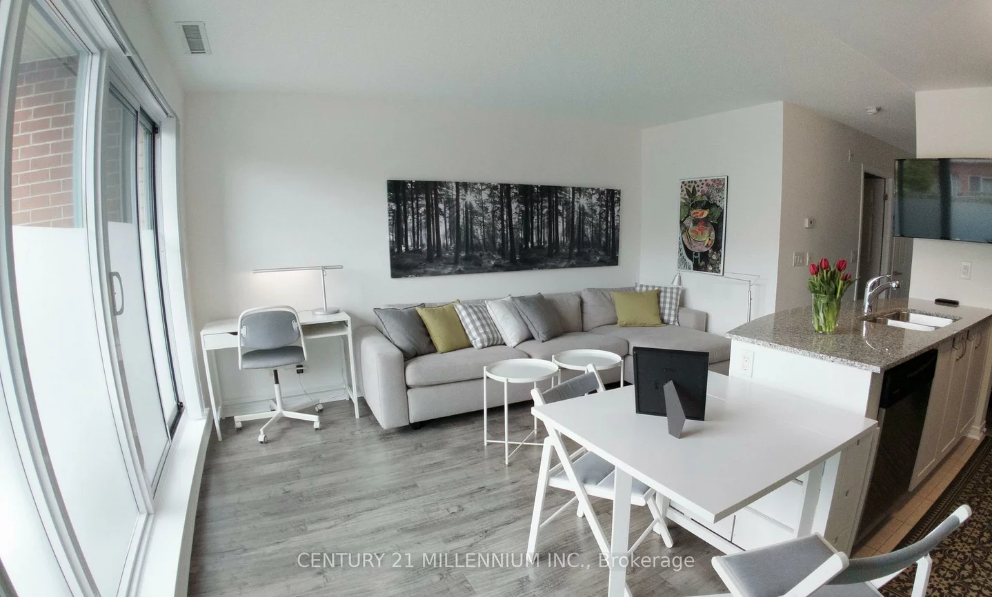 60, Via Rosedale, Sandringham-Wellington, Brampton