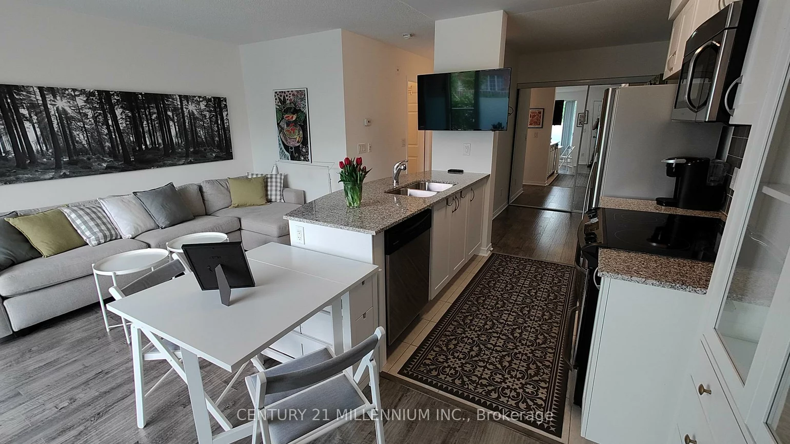 60, Via Rosedale, Sandringham-Wellington, Brampton