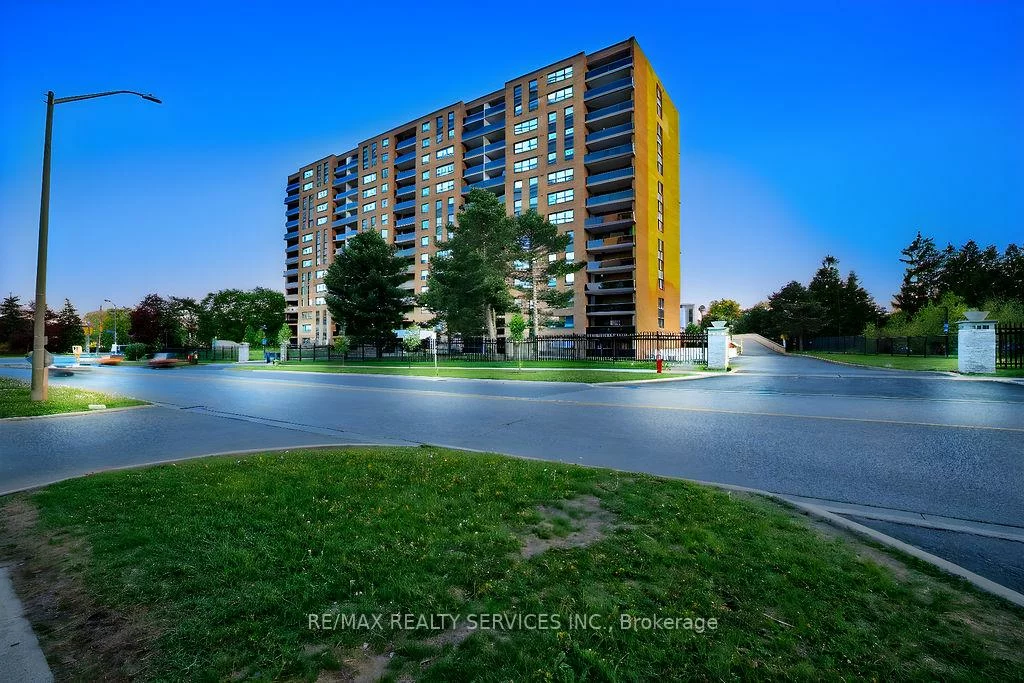 4, Lisa, Queen Street Corridor, Brampton