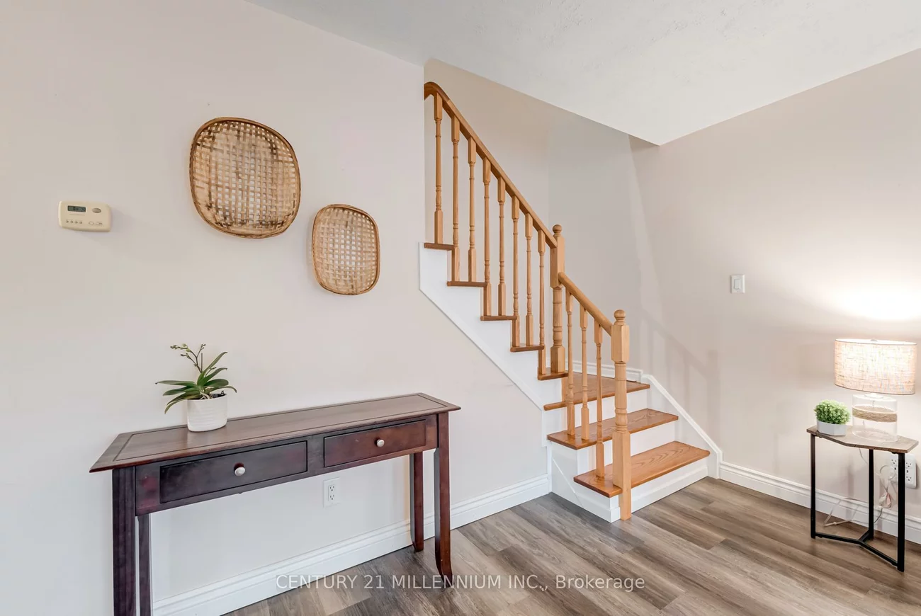 33, Town House, Brampton East, Brampton