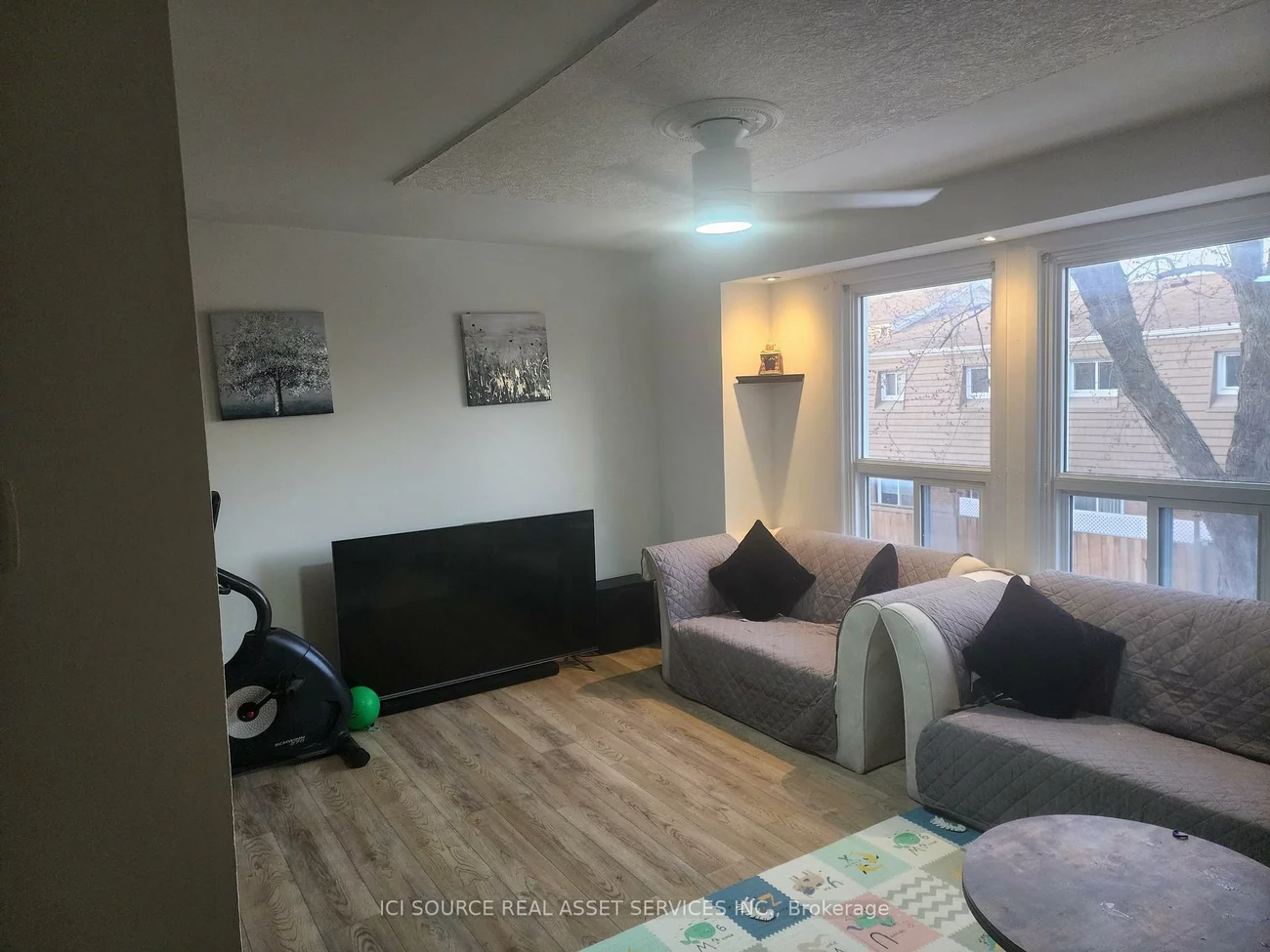 66, Enmount, Southgate, Brampton