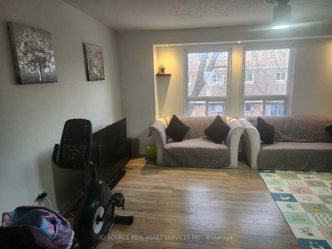 66, Enmount, Southgate, Brampton