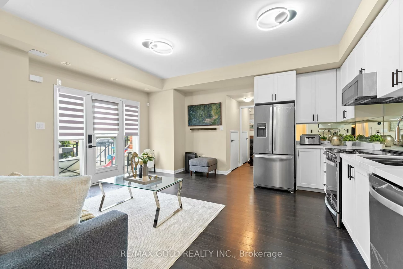 250, Sunny Meadow, Sandringham-Wellington, Brampton