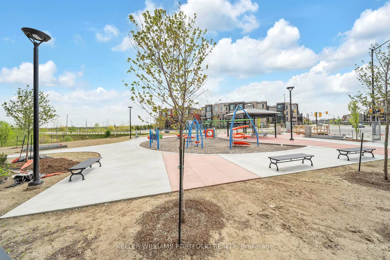215, Veterans, Brampton West, Brampton