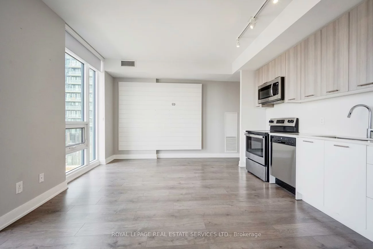 180, Veterans, Northwest Brampton, Brampton