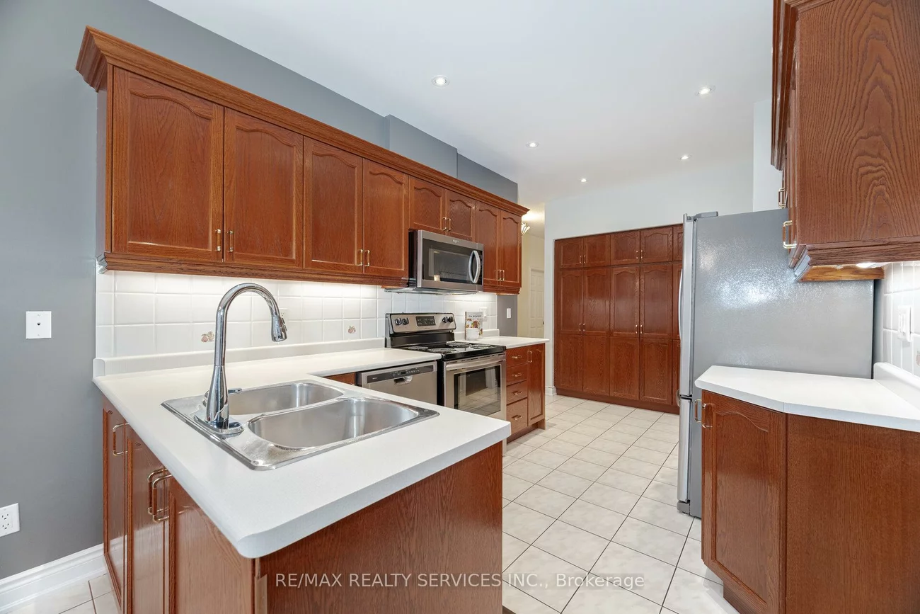 3, Tuscany, Sandringham-Wellington, Brampton