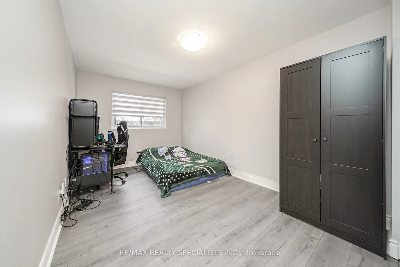 24, Carleton, Bramalea West Industrial, Brampton