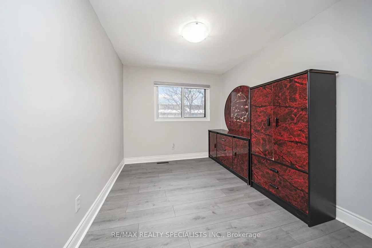 24, Carleton, Bramalea West Industrial, Brampton