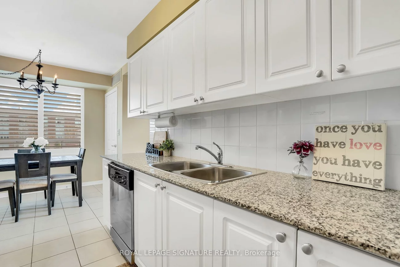 55, Via Rosedale, Sandringham-Wellington, Brampton
