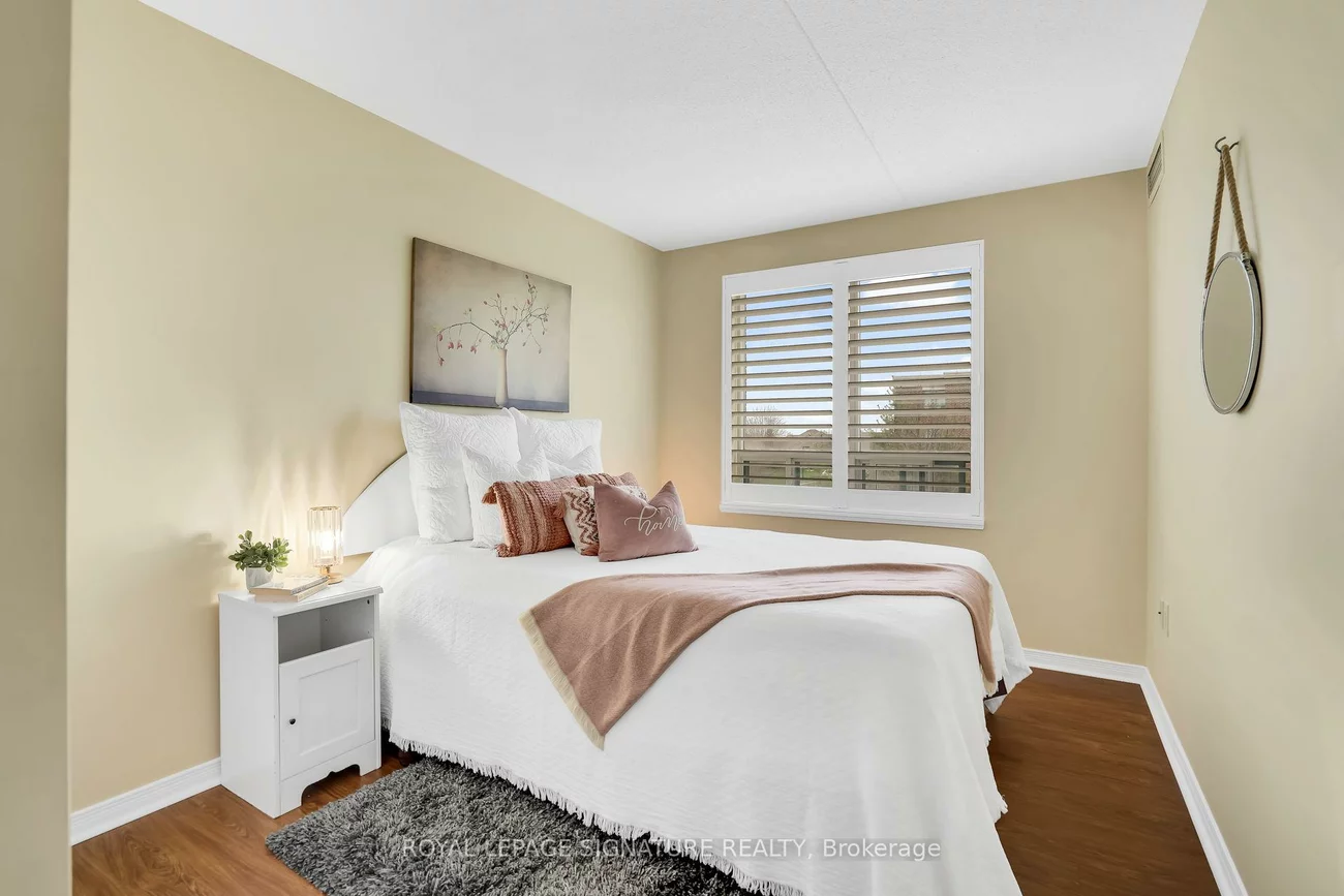 55, Via Rosedale, Sandringham-Wellington, Brampton